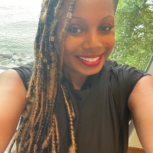 Meet your Posher, Tracee